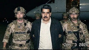 वेनेजुएला के राष्ट्रपति मादुरो पर अमेरिका में चलेगा मुकदमा, उपराष्ट्रपति ने जिंदा होने का मांगा सबूत