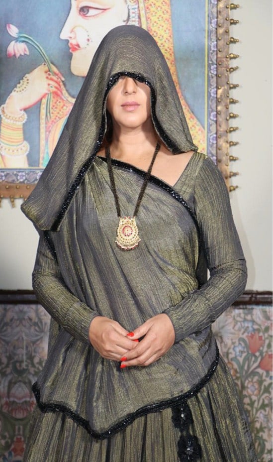 सिनेजीवन: पर्दे की पहली 'नागिन' रीना रॉय ने जब चुराया लोगों का दिल और 'राहु केतु' के ट्रेलर में दिखी पुलकित-वरुण की मस्ती