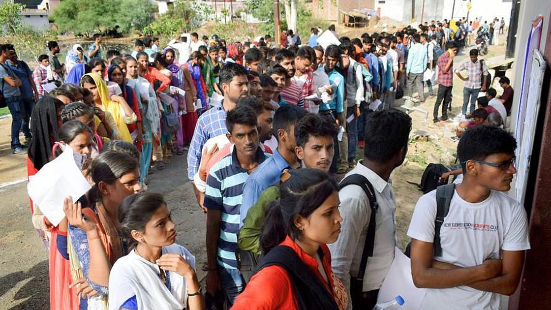 उत्तर प्रदेश में एक और भर्ती परीक्षा धांधली की भेंट चढ़ी, सरकार ने असिस्टेंट प्रोफेसर परीक्षा को निरस्त किया