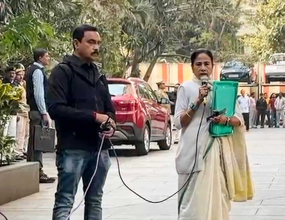 आई-पैक पर ईडी की रेड के खिलाफ सड़क पर उतरेंगी ममता बनर्जी, शुक्रवार को पैदल मार्च का करेंगी नेतृत्व