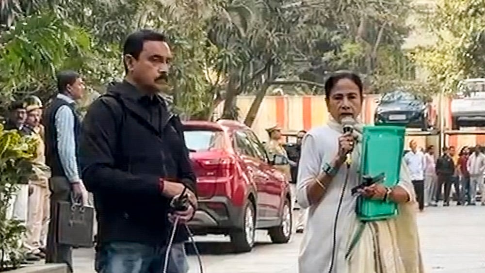 आई-पैक पर ईडी की रेड के खिलाफ सड़क पर उतरेंगी ममता बनर्जी, शुक्रवार को पैदल मार्च का करेंगी नेतृत्व