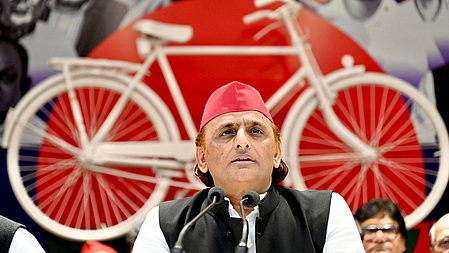 अरबों की काली-कमाई में ‘सत्ताधारी’ की है भागीदारी, इसीलिए बीजेपी राज में मारी-मारी फिर रही जनता: अखिलेश यादव