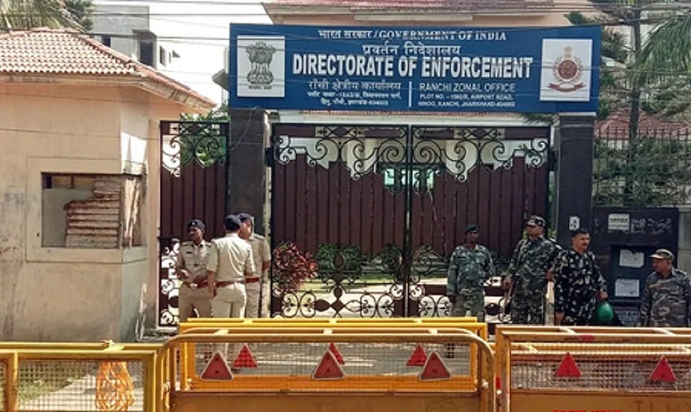 रांची में ED दफ्तर में मनी लॉन्ड्रिंग के आरोपी के साथ मारपीट का आरोप, जांच के लिए दल बल के साथ पहुंची पुलिस