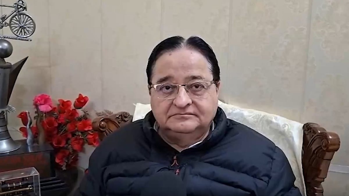 समाजवादी पार्टी के नेता एसटी हसन