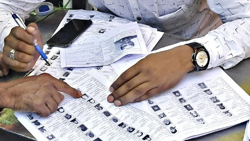 उत्तर प्रदेशः SIR के दावों से उलट जमीनी हालात