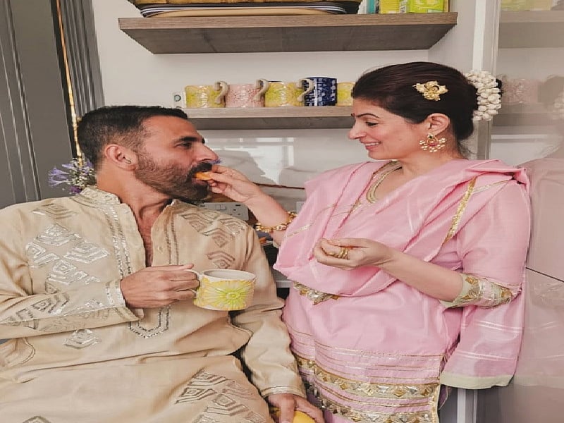 सिनेजीवन: शादी के 25 साल बाद अक्षय कुमार को आई सास डिंपल की याद और एआर रहमान के बयान पर बवाल