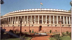 आकार पटेल / विकास की नाकामी की तरह ही अब लोकतंत्र की नाकामी को भी सामान्य ही समझने लगा है भारत