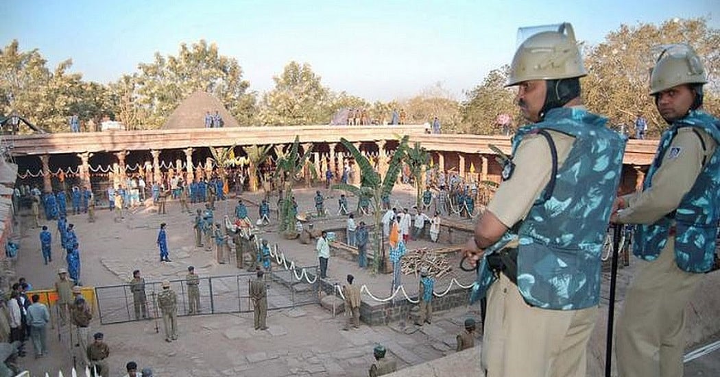 सुप्रीम कोर्ट ने भोजशाला में बसंत पंचमी के दिन हिंदुओं को पूजा करने की दी इजाजत, जुमे की नमाज भी होगी