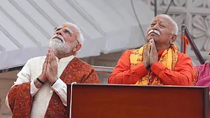 कोई भारत को 'विकसित राष्ट्र' तो कोई 'विश्वगुरु' बनाता है, बस तारीख नहीं बताता है!