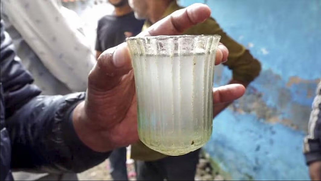 MP: इंदौर शहर के बाद महू में दूषित पेयजल पीने से लोग बीमार, सर्वेक्षण टीमें तैनात, दो अस्थायी अस्पताल बनाए गए