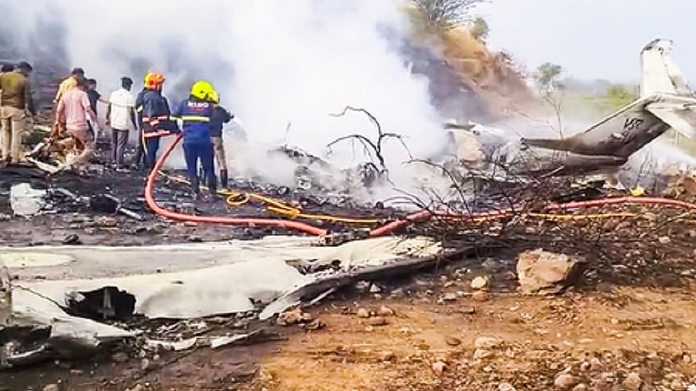 विमान हादसे में अजित पवार की असामयिक मौत पर उठने लगे सवाल, खड़गे बोले- जांच होना जरूरी