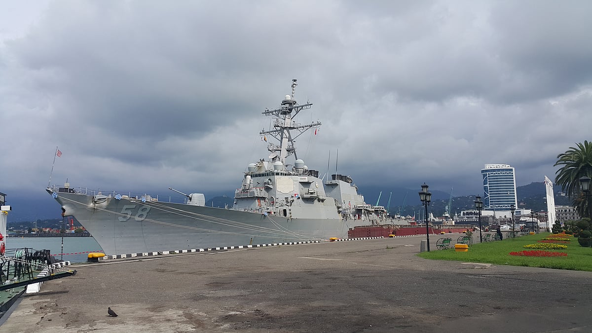 दुनिया की खबरें: ईरान पर हमले की तैयारी पूरी! और क्यों बढ़ रही है अमेरिका में महंगाई? 