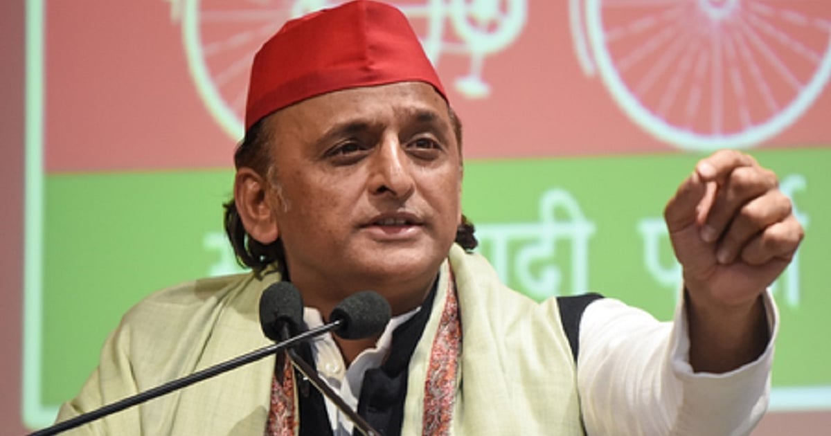 नोएडा बवालः अखिलेश का योगी के बयान पर पलटवार, कहा- यूपी नहीं संभल रहा, तो गद्दी छोड़िए, वर्ना जनता उतार देगी