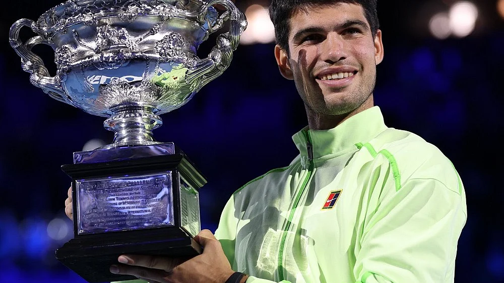 अल्कारेज ने रचा इतिहास, जोकोविच को हराकर करियर ग्रैंडस्लैम पूरा करने वाले सबसे युवा पुरुष खिलाड़ी बने