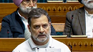 बड़ी खबर LIVE: बिरला को राहुल गांधी का पत्र, सरकार के इशारे पर आपने बोलने से रोका, यह लोकतंत्र पर काला धब्बा