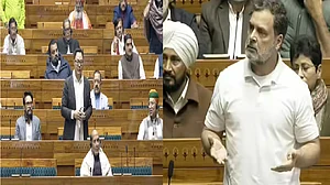 'मैंने राष्ट्रीय सुरक्षा का मुद्दा उठाया, मुझे बोलने दिया जाए', राहुल के संबोधन के दौरान चिल्लाने लगे सत्तापक्ष के सांसद
