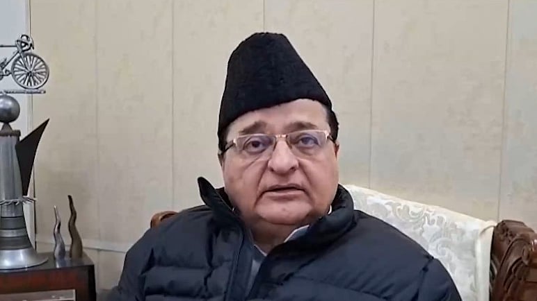 सीएम ममता बनर्जी के समर्थन में उतरे एसटी हसन