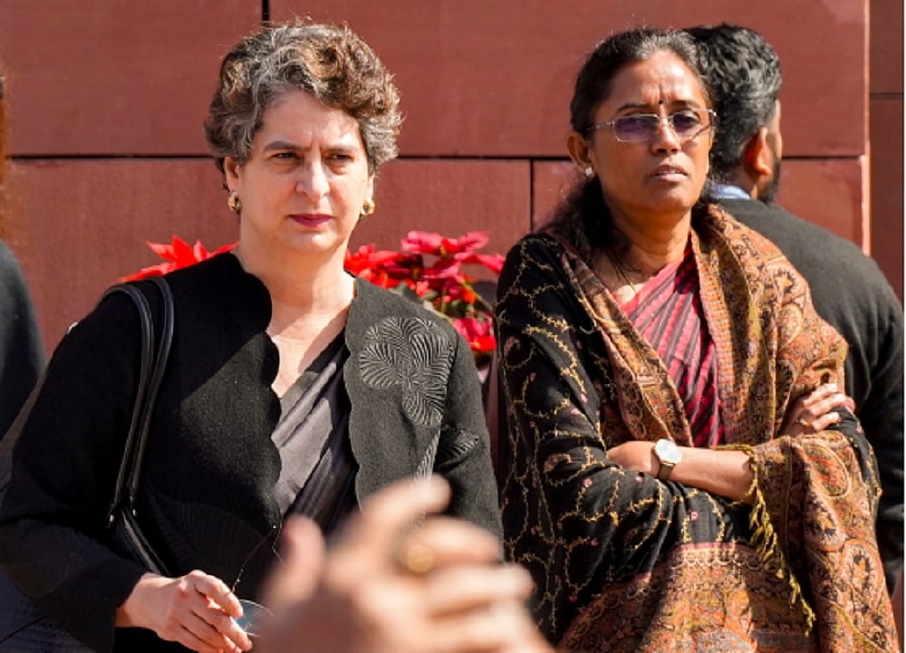 प्रियंका ने बिरला के दावे को बताया झूठ, कहा- पीएम सदन में आने की हिम्मत नहीं कर पाए, स्पीकर के पीछे छिप रहे हैं