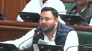 बिहार विधानसभा में तेजस्वी यादव ने सम्राट चौधरी की उम्र को लेकर भी कसा तंज