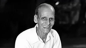 'ऐ मेरे वतन' वाले प्रदीप: जिनका गीत सुनते ही रो पड़े थे नेहरू, जोशीले गीतों से हिल गई थी ब्रिटिश सरकार