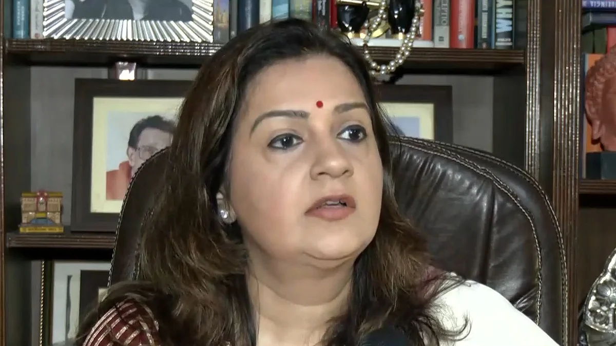 शिवसेना (यूबीटी) सांसद प्रियंका चतुर्वेदी