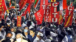 मजदूर संगठनों ने श्रम संहिता और व्यापार समझौतों की निंदा की, 12 फरवरी को आम हड़ताल का किया आह्वान