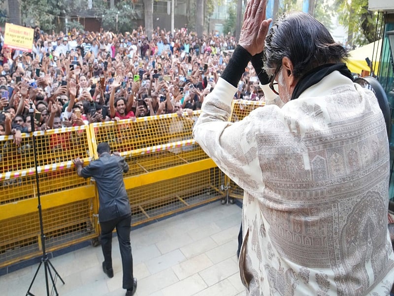 सिनेजीवन: महिलाओं के खिलाफ बढ़ते आपराध पर भूमि पेडनेकर ने जताई चिंता और शिल्पा शेट्टी ने बताया व्याघ्रासन का महत्व