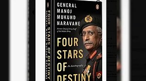 पूर्व सेना प्रमुख की अप्रकाशित किताब के प्रसार के मामले में केस दर्ज, राहुल गांधी के पीएम को घेरने के बाद कार्रवाई