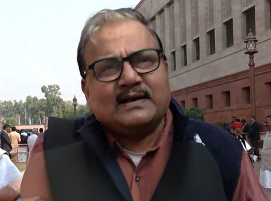 विपक्षी नेताओं ने पूर्व सेना प्रमुख की किताब पर चर्चा की मांग की, बीजेपी पर लगाया तथ्यों को छुपाने का आरोप