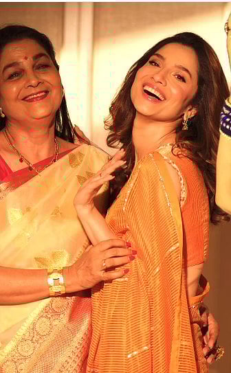 सिनेजीवन: राजपाल यादव की मदद के लिए आगे आए सोनू सूद और अरिजीत सिंह को बाबुल सुप्रियो ने बताया 'बेहतरीन इंसान'