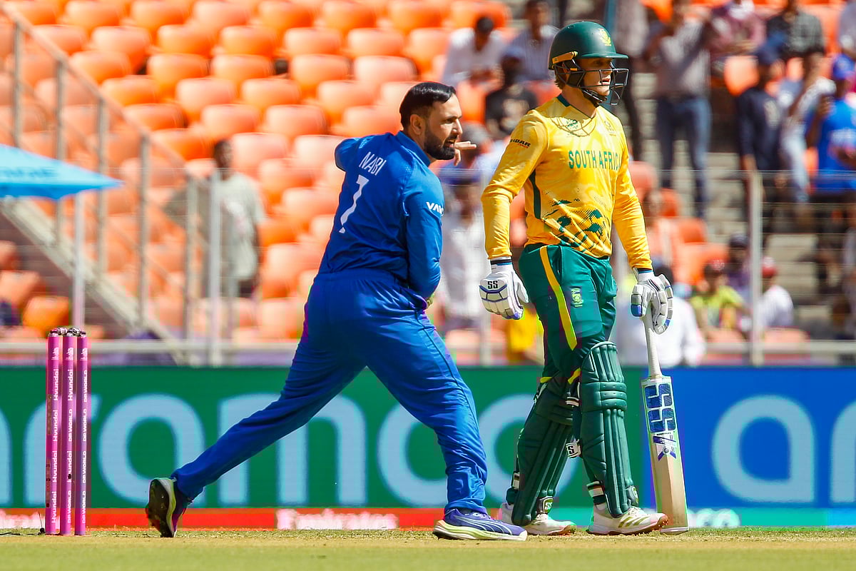 T20 World Cup 2026: मोहम्मद नबी पर ICC का एक्शन, मैच फीस का 15 प्रतिशत जुर्माना लगा 