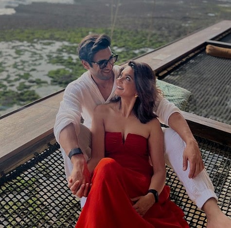 सिनेजीवन: सलमान ने दिया वैलेंटाइन डे पर फैंस को तोहफा और हिना खान ने बताया जिंदगी के प्रति अपना नजरिया