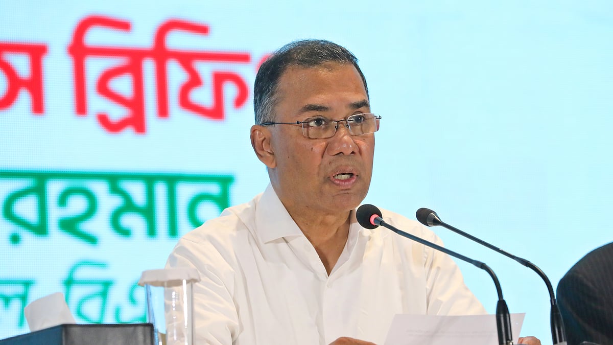 रहमान की कैबिनेट में दो अल्पसंख्यक समुदाय के नेताओं को जगह