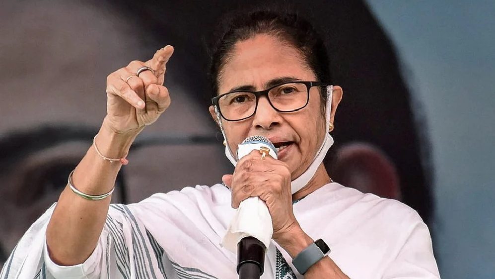 महिला आरक्षण कानून में परिसीमन को जोड़ना बहुत बड़ी साजिश, भारत को बांटने की कोशिश: ममता बनर्जी