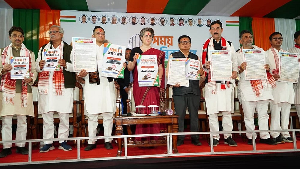 प्रियंका गांधी ने बीजेपी सरकार के खिलाफ असम कांग्रेस का ‘आरोपपत्र’ जारी किया, भ्रष्टाचार में लिप्त होने का आरोप