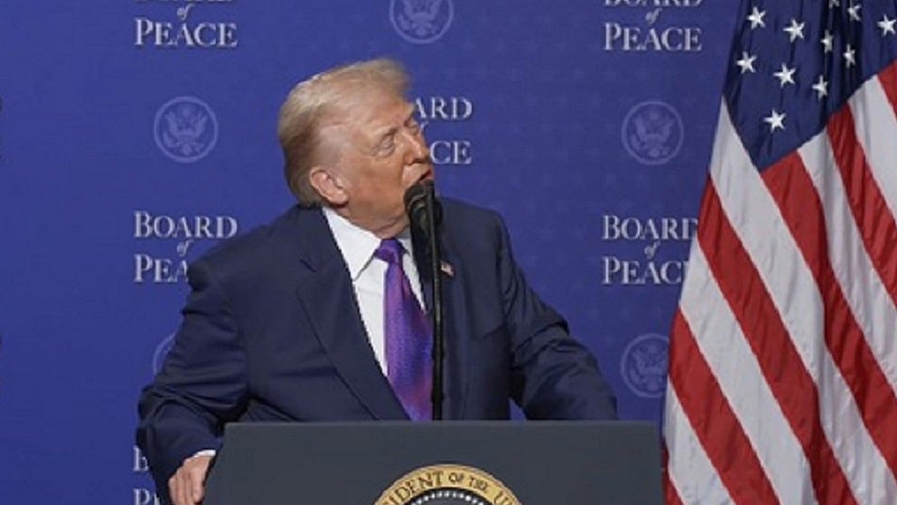 अगले 10 दिनों में ईरान पर हो सकता है बड़ा हमला! बोर्ड ऑफ पीस की पहली बैठक में ट्रंप ने दिया संकेत