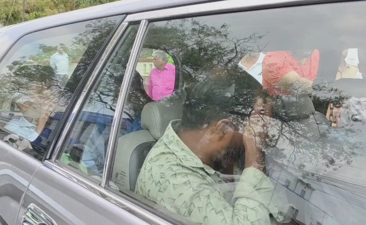 देश के कई शहर निशाने पर? दिल्ली में भड़काऊ पोस्टर, तमिलनाडु से 6 संदिग्धों की गिरफ्तारी