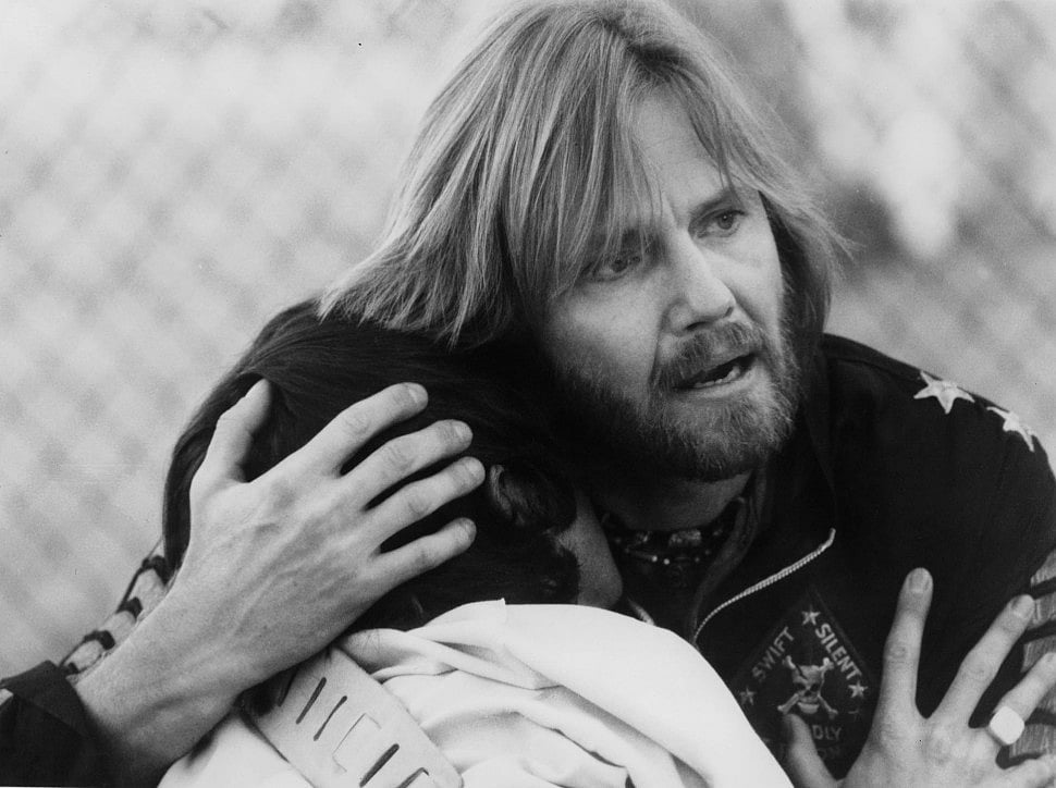 सिनेजीवन: विजय-रश्मिका की शादी में मेहमानों के लिए 'नो फोन' पॉलिसी लागू और प्रदूषण के चलते सैयामी खेर का छलका दर्द