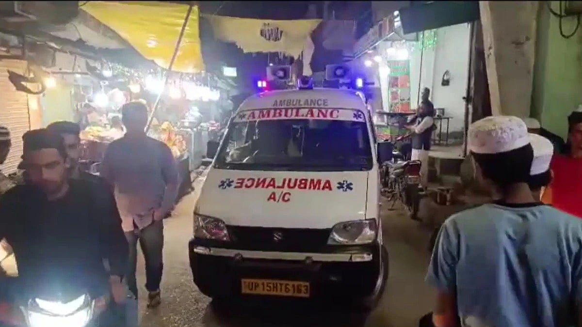 मेरठ में दर्दनाक हादसा, नमाज पढ़ने गया था पिता घर में लगी भीषण आग, महिला-बच्चों समेत 6 लोग जिंदा जले