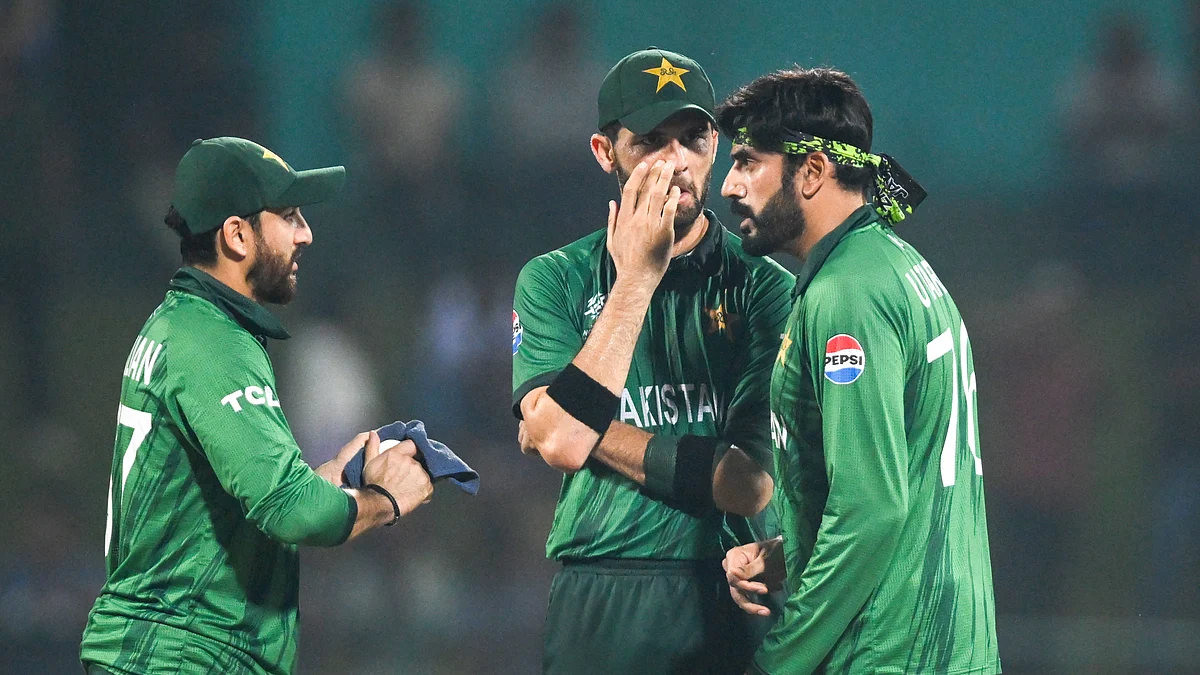 पाकिस्तान अब भी सेमीफाइनल में पहुंच सकता है (फोटो: IANS)