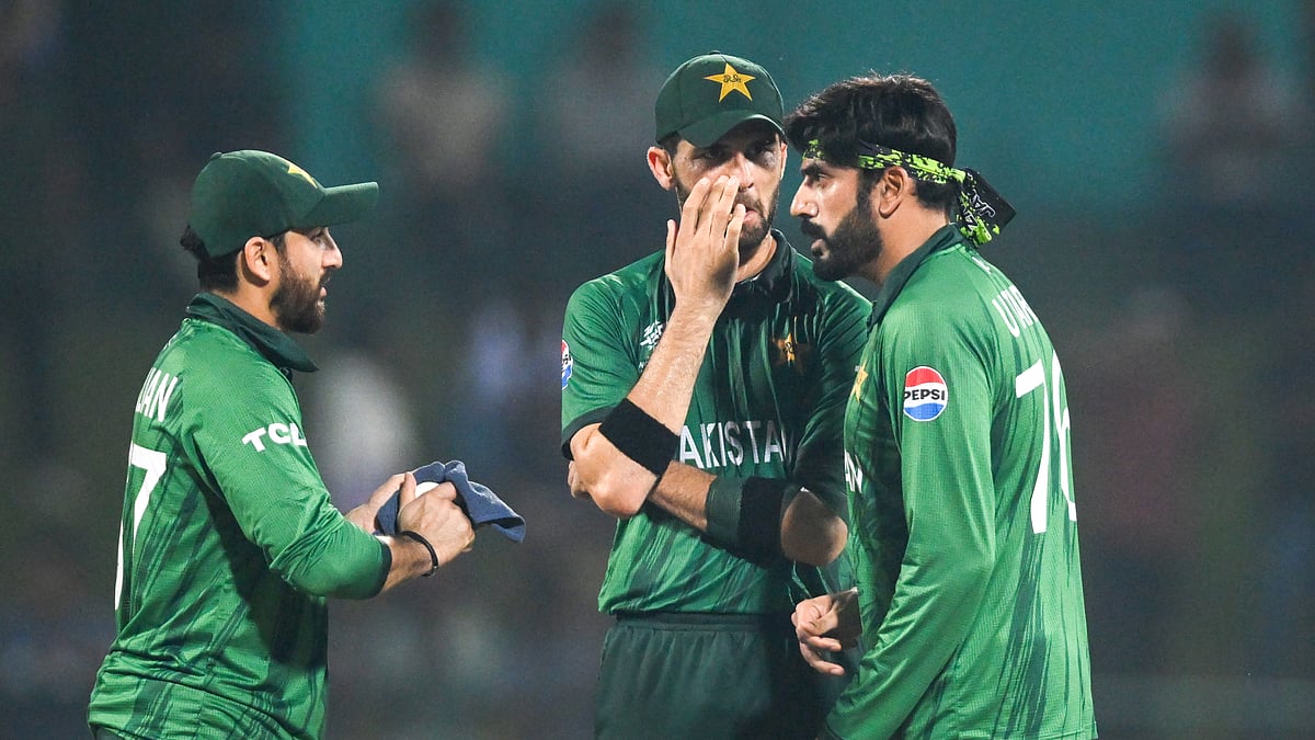 पाकिस्तान अब भी सेमीफाइनल में पहुंच सकता है (फोटो: IANS)