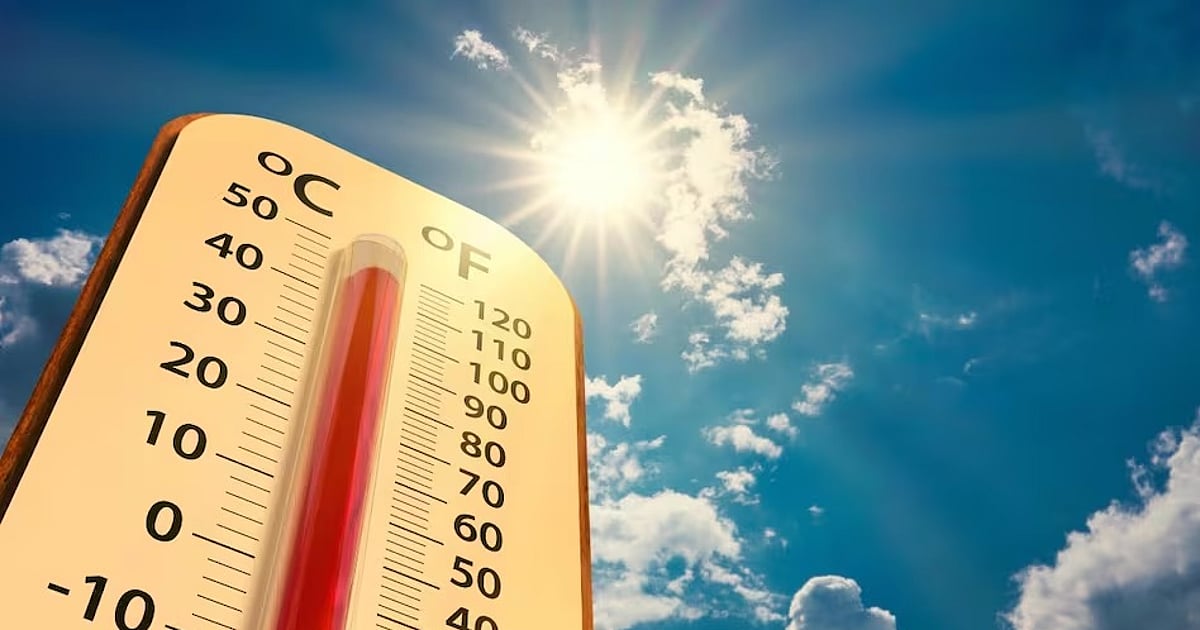 उत्तर भारत में गर्मी बढ़ी, दिल्ली में सामान्य से अधिक तापमान, पहाड़ों पर बर्फबारी का अलर्ट, जानें इन राज्यों में मौसम का हाल