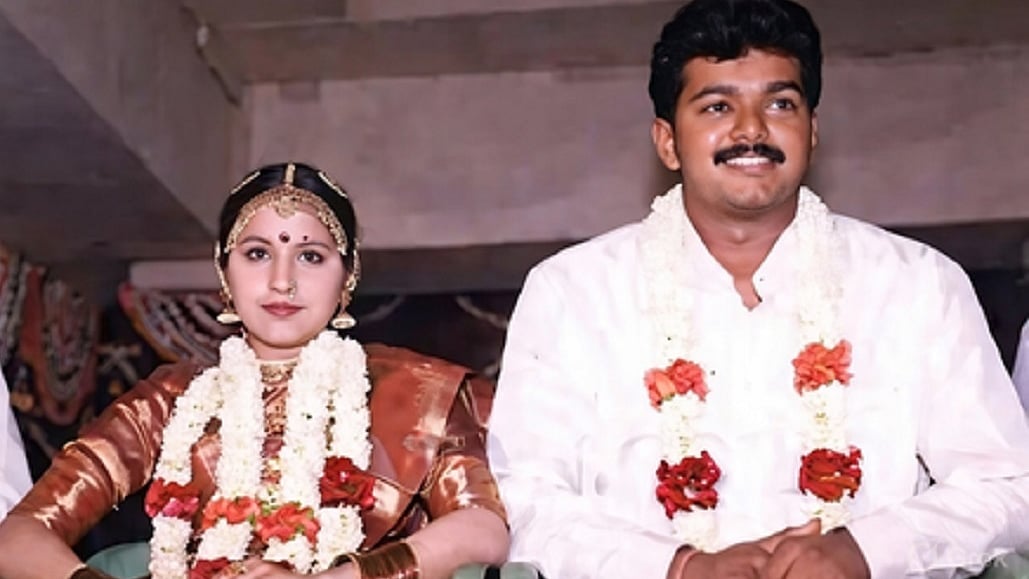 अभिनेता से नेता बने विजय की पत्नी संगीता ने दायर की तलाक की याचिका, एक्स्ट्रा मैरिटल अफेयर का लगाया आरोप