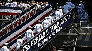 ईरान से तनाव के बीच अमेरिका ने इजरायल में अपने लोगों के लिए जारी की एडवाइजरी, विशाल युद्धपोत भी पहुंचा