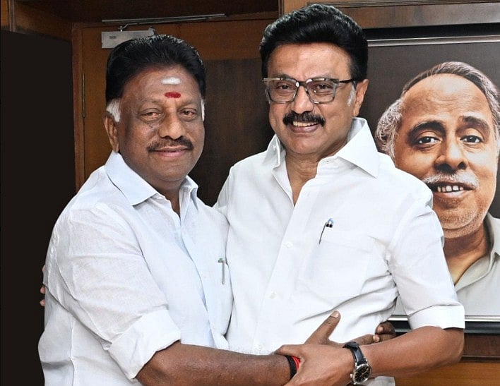तमिलनाडु के पूर्व मुख्यमंत्री पन्नीरसेल्वम DMK में शामिल