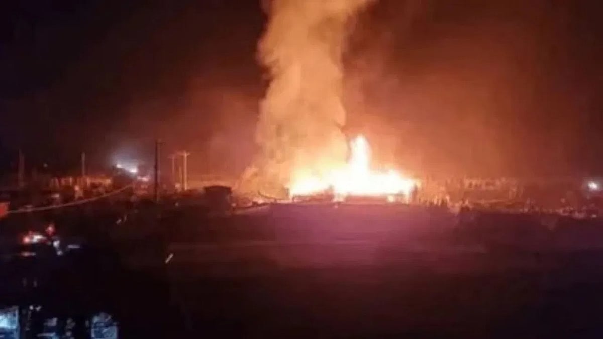 बड़ी खबर LIVE: पाकिस्तान-अफगानिस्तान में छिड़ी जंग, 19 पोस्ट कब्जाए, 55 सेनिकों को मारने का दावा, PAK फोर्स का जवाबी हमला