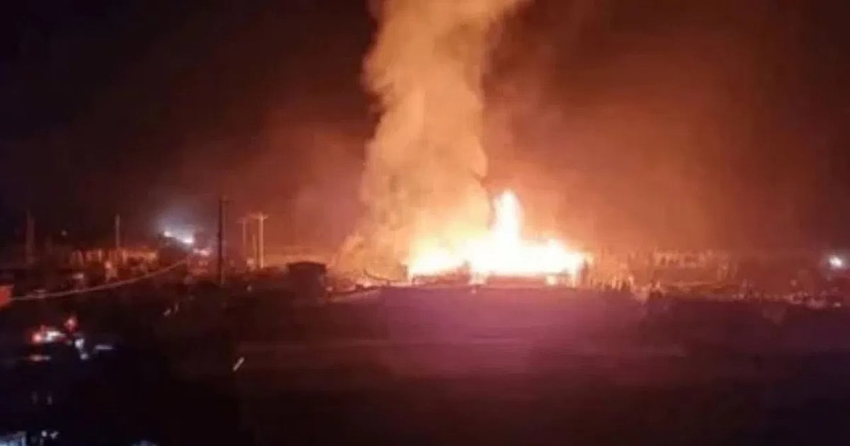 बड़ी खबर LIVE: पाकिस्तान-अफगानिस्तान में छिड़ी जंग, 19 पोस्ट कब्जाए, 55 सेनिकों को मारने का दावा, PAK फोर्स का जवाबी हमला