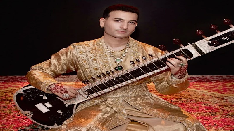 ऋषभ रिखीराम शर्मा पंडित रविशंकर के आखिरी शिष्य नहीं