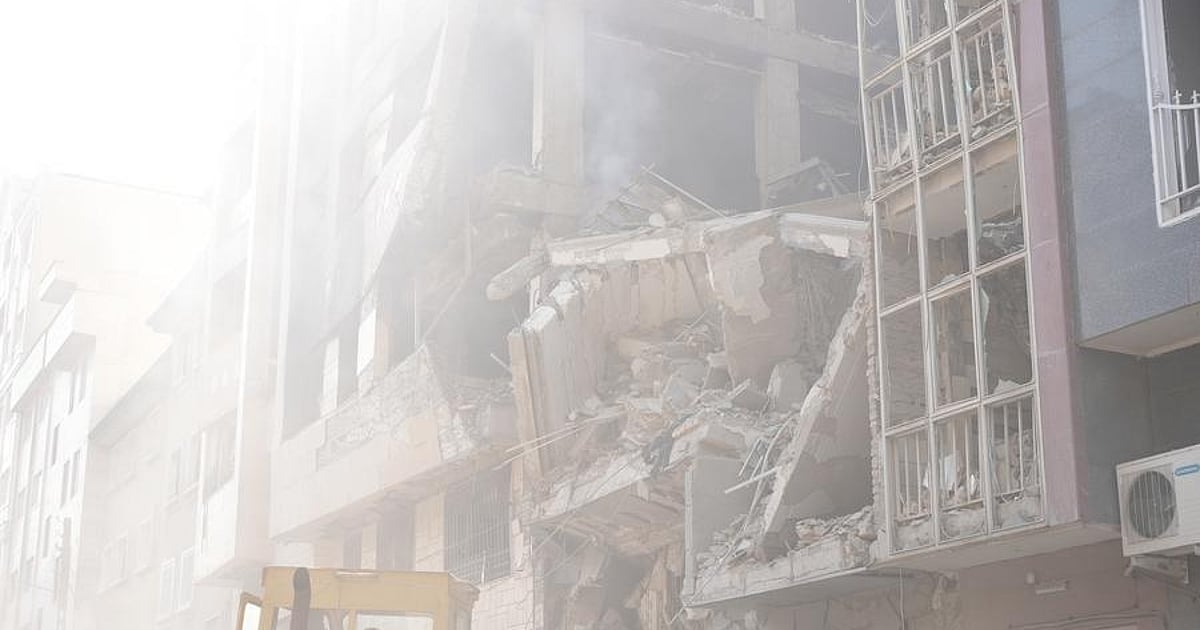 Israel Attack Iran: इजरायल में भारतीय दूतावास ने अपने नागरिकों के लिए जारी की एडवाइजरी, ईरान पर हमले से तनाव