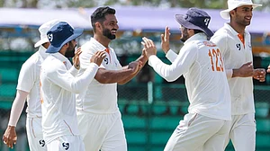 रणजी ट्रॉफी: जम्मू-कश्मीर ने रचा इतिहास, 8 बार की विजेता कर्नाटक को हराकर पहली बार जीता खिताब